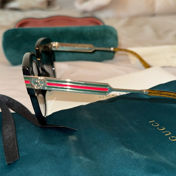 Gucci cat eye sunglasses main image 4